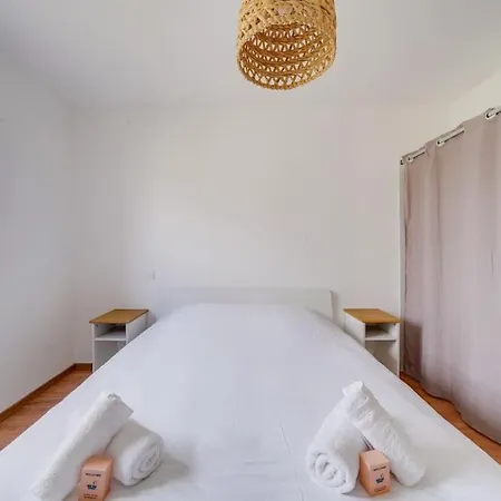 Vakantiehuis Maison Neuve A Proximite Immediate De St Emilion Néac