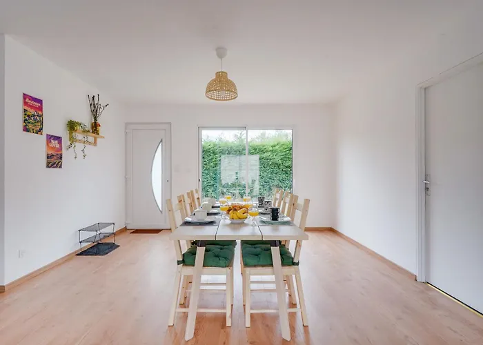 Maison Neuve A Proximite Immediate De St Emilion Σπίτι διακοπών Néac