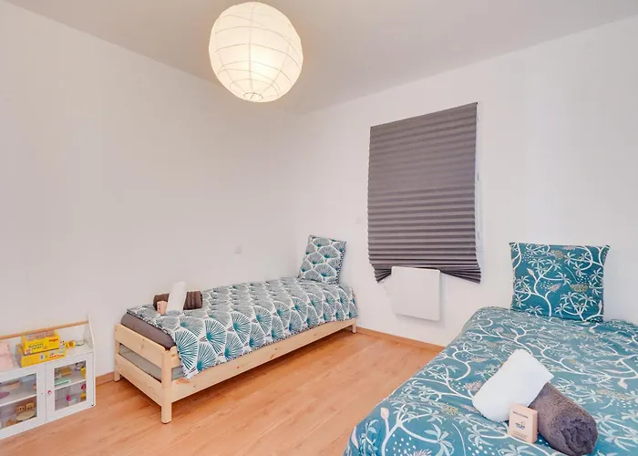 Maison Neuve A Proximite Immediate De St Emilion